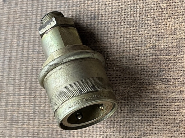 Kupplung für Hydraulikanschluß für Anhänger