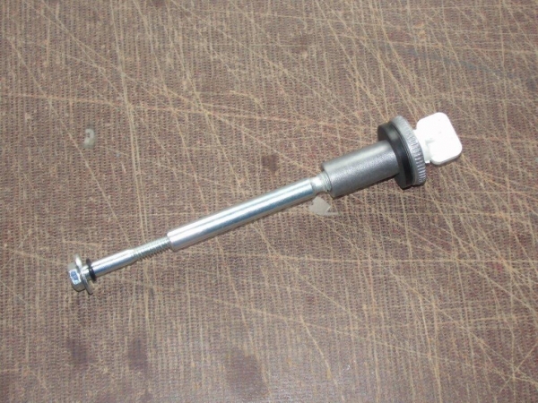 Mittelbolzen Schraube für Dieselfilter Fiat UTB TIH