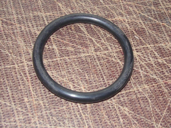 O Ring für Welle vom Kraftheber groß Fiat + UTB