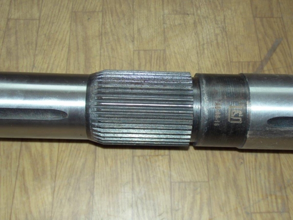 Welle vom Kraftheber Hubarmwelle Fiat  415 - 450 - 600