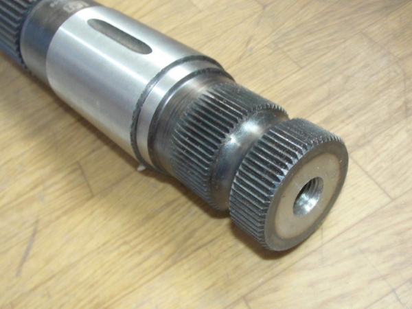 Welle vom Kraftheber Hubarmwelle Fiat  415 - 450 - 600