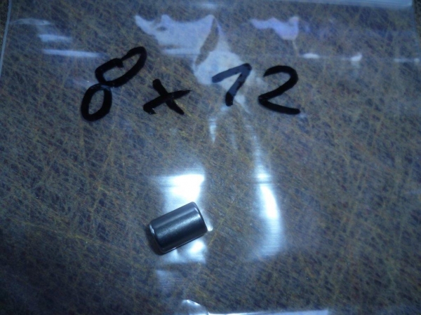 Stift vorn im Motor Deckel UTB Fiat TIH