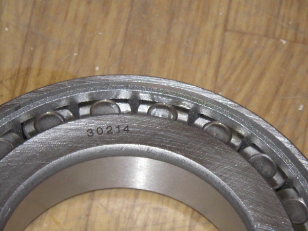 Kegelrollenlager UTB Traktor Fiat DT Allrad Vorderachse