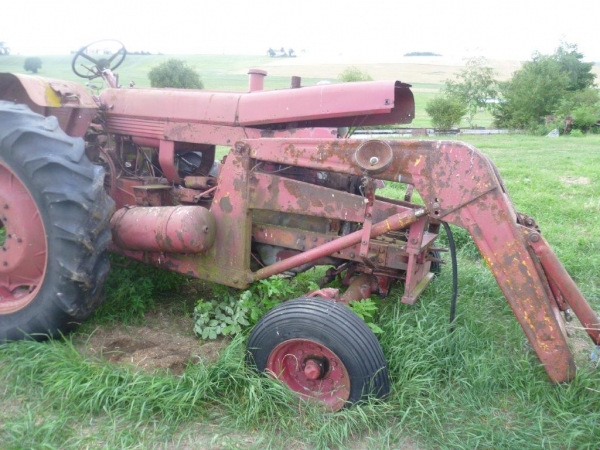 Ersatzteile für UTB 650 gebraucht auf Anfrage