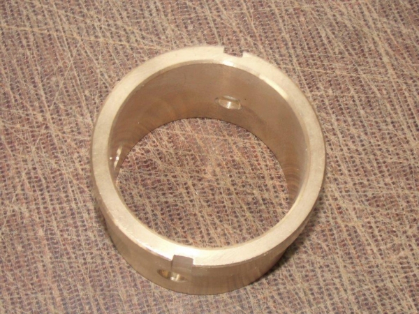 Messing Buchse für Nockenwelle Traktor Fiat 411 415 415DT