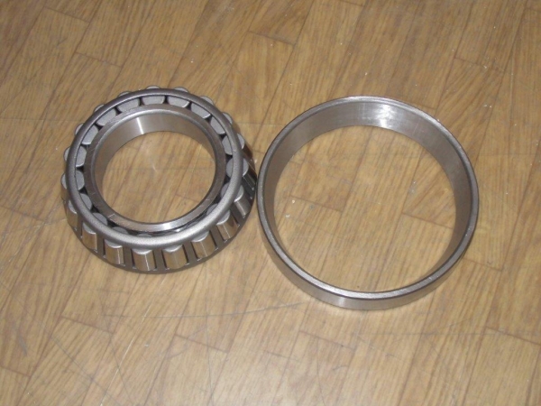 Kegelrollenlager UTB Traktor Fiat DT Allrad Vorderachse