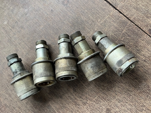 Kupplung für Hydraulikanschluß für Anhänger M22x1,5