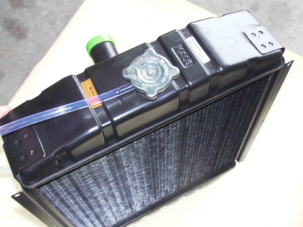 Wasser Kühler Traktor Fiat 415 + 415DT + 315 + 315DT