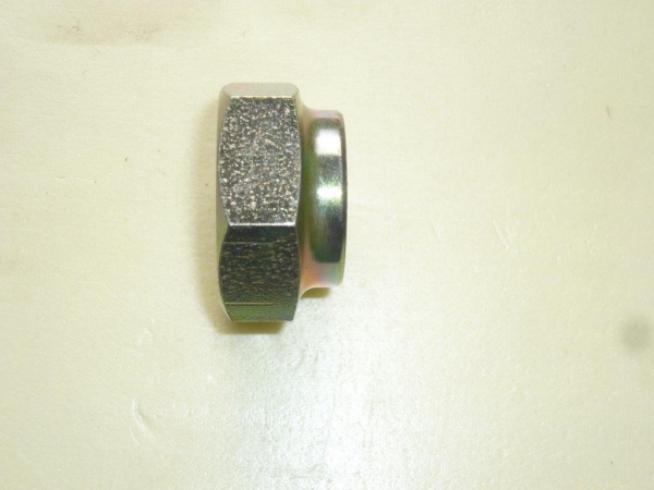 Mutter im Schaltgetriebe Fiat TIH UTB