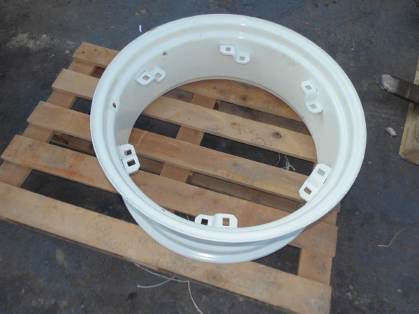 Felgen Ring hinten 11 x 28 Zoll Traktor UTB + Fiat incl. Versandkosten