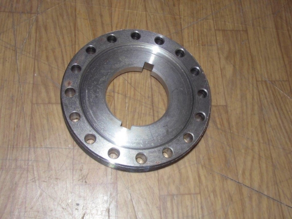 Mutter groß im Differenzial Vorderachse UTB Fiat DT Modelle Allrad Vorderachse