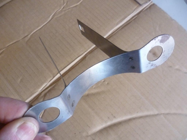 Sicherungsblech mit Halter UTB 650 651