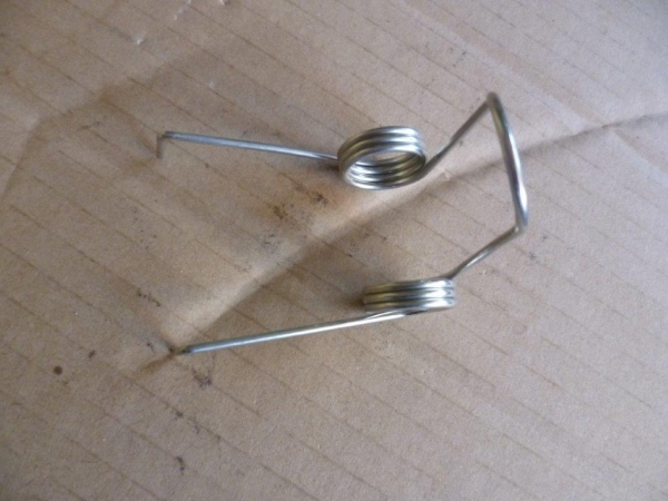 Feder für Kupplungsfinger UTB 650 651+ M