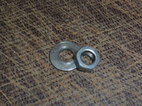 Mutter für Kappe vom Anlasser UTB TIH ca. 7mm gebraucht