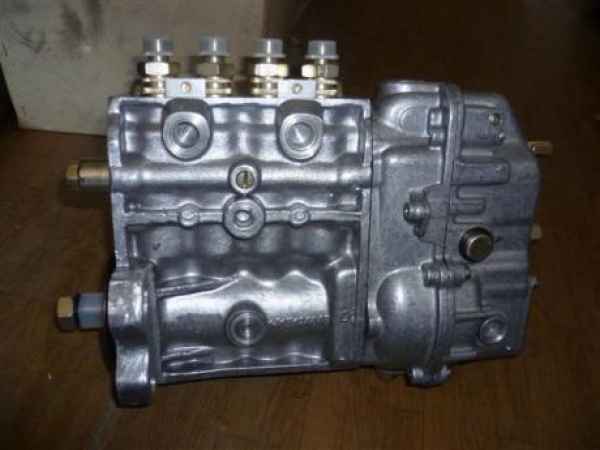 Einspritzpumpe UTB U 650 651 und Raupe S 651 original Meffin