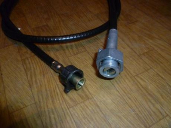 Tachowelle Drehzahlmesserwelle 1,50 m UTB 445 SV445