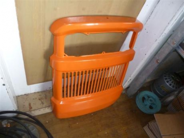 Frontgrill UTB 445 Fiat 400 450 480 540 550 640   R 450 Raupe SV 445 incl. Versandkosten