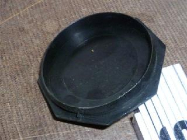 Verschlußkappe für Amaturenbrett UTB