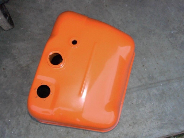 Dieseltank für Fiat 400 450 480 500 540 600 640 + UTB 300 445 550 640 + SV445