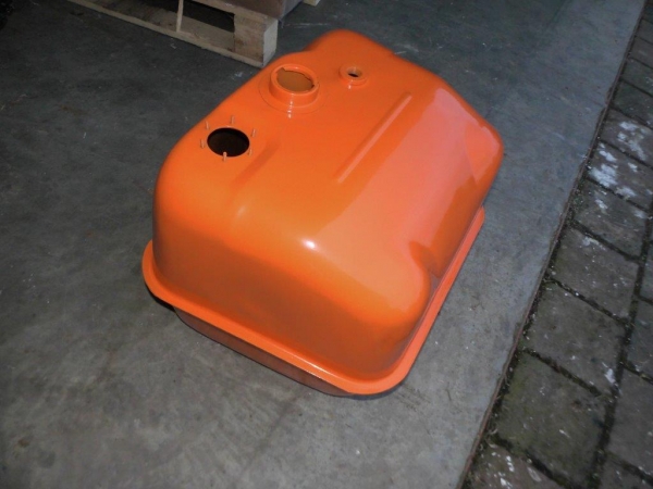 Dieseltank für Fiat 400 450 480 500 540 600 640 + UTB 300 445 550 640 + SV445