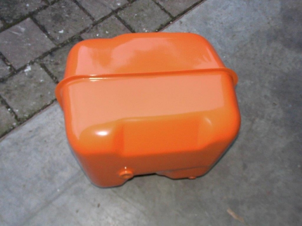 Dieseltank für Fiat 400 450 480 500 540 600 640 + UTB 300 445 550 640 + SV445