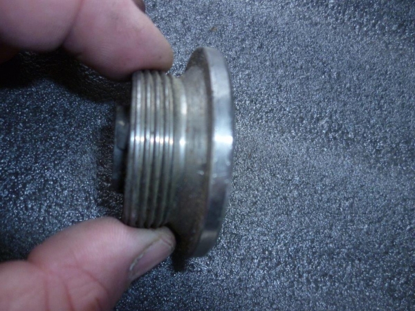 Ölablaßschraube mit Magnet + Dichtung Traktor UTB 650 651