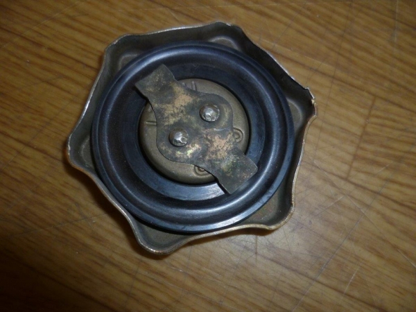 Öldeckel Öleinfülldeckel + Dichtung TIH UTB 300 bis 550 + Fiat