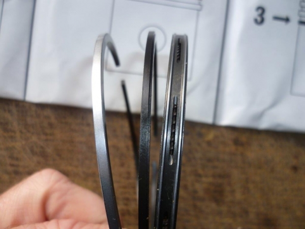 Kolbenringe 1 Satz UTB+TIH für 1 Kolben 95,4mm Übermaß R3