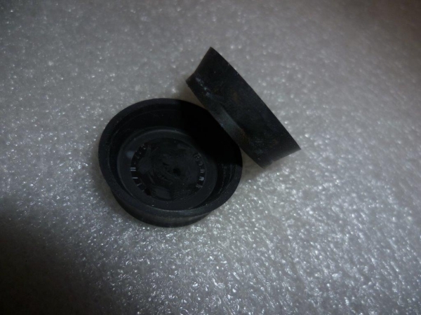 Gummi Manschette TIH Radbremszylinder hinten innen 2 Stück
