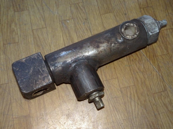 Halteventil Lader T157 T159 TIH Neuteil
