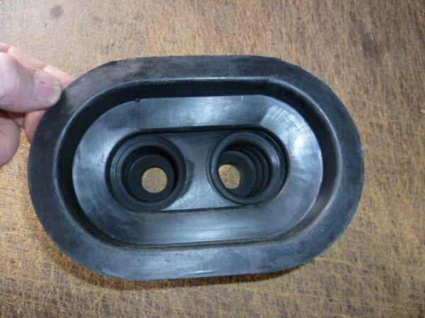 Gummibalg doppelt für Bremspedal UTB 302