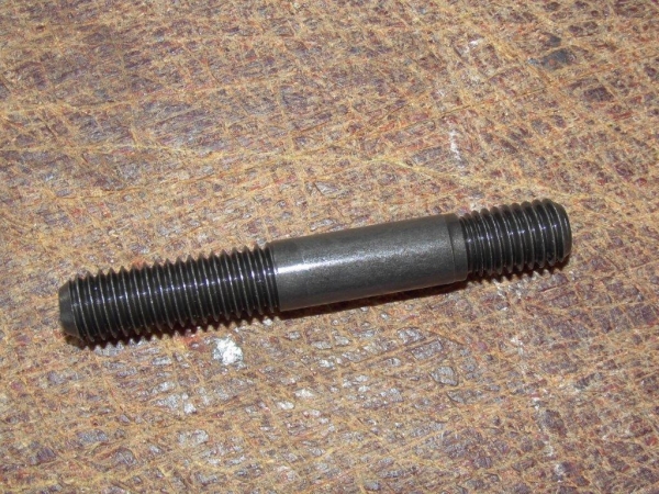 Stehbolzen M8 UTB Fiat 56 mm