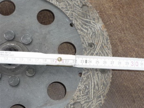 Kupplungsscheibe Zapfwelle UTB 550 M 10,5 Zoll 27cm