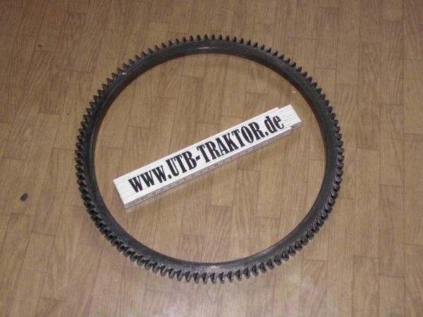 Zahnkranz Starterkranz Traktor Fiat 411 - 415  - 415DT