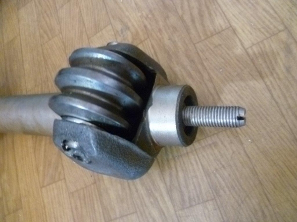 Welle kurz Lenkgetriebe TIH Fiat 450DT UTB 445DT 550DT DTE Allrad