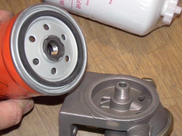 Dieselfilter mit Pumpe Universal für alle Anwendungen + 2x Filter