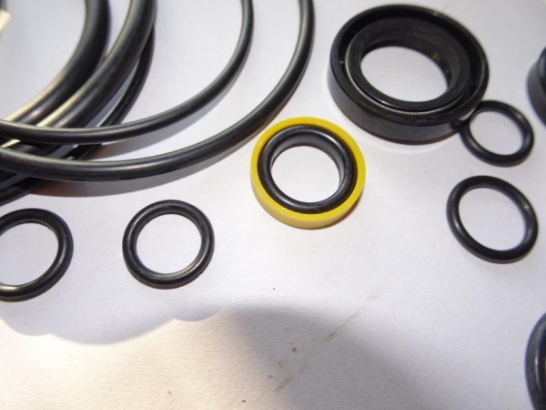 Dichtsatz für Servo U 650 651 mit Federn