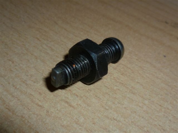 Schraube + Mutter für Ventilspiel Einstellung UTB + FIAT