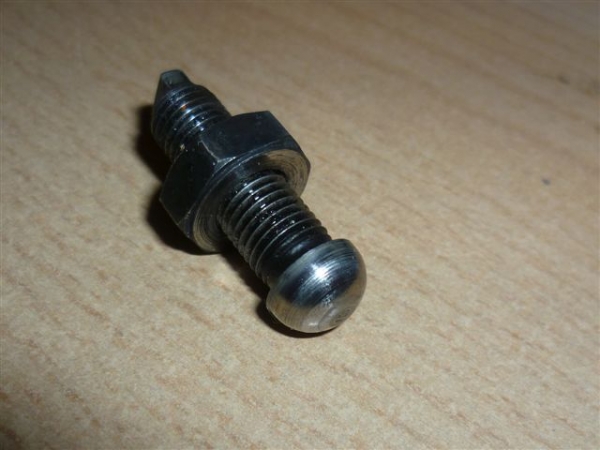 Schraube + Mutter für Ventilspiel Einstellung UTB + FIAT