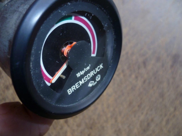 Bremsdruckanzeige Luftdruckmanometer IFA DDR Fortschritt 2 Kreis