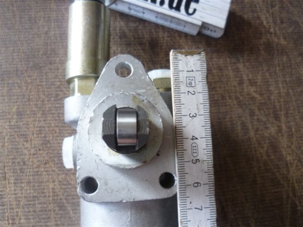 Handförderpumpe Dieselpumpe IFA L60
