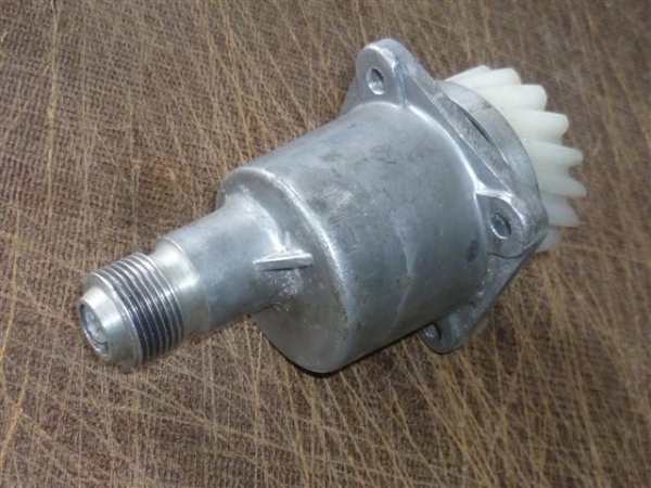 Antrieb Tachometer  UTB U650 651