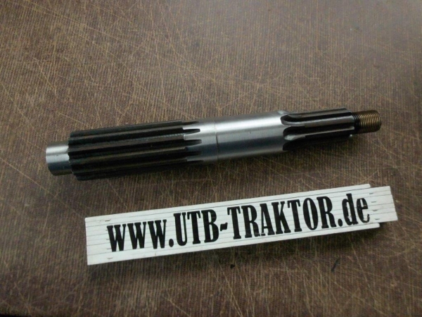 Welle lang im Allradgetriebe DT UTB