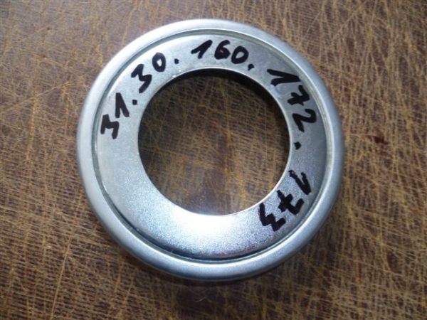 Abdichtung Achsschenkel UTB 300 + 550