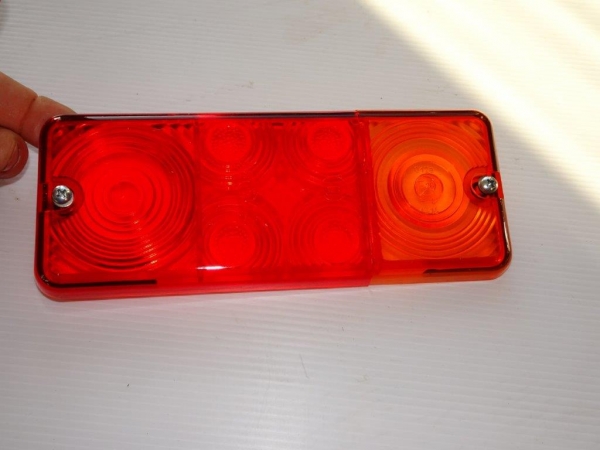 Rücklichtglas eckig DDR IFA rechte Seite