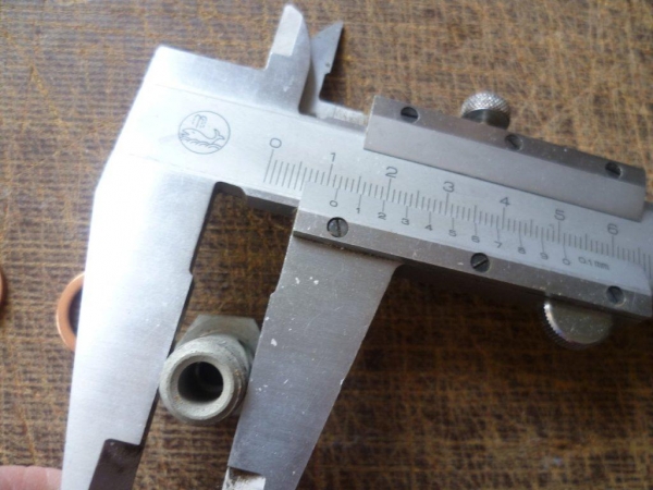 Hohlschraube M12 x 1,5 mit 2 Kupferdichtungen