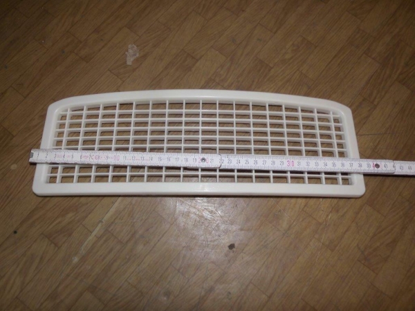 Grill vorn Traktor Fiat 420 420DT 350 402 404 schmal