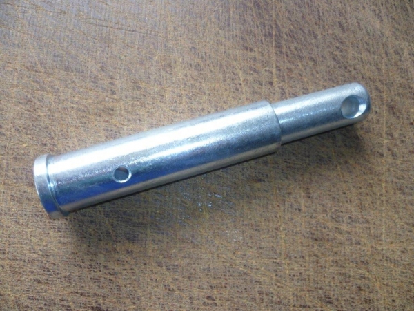 Bolzen für Unterlenker Traktor UTB Fiat 450 - 480