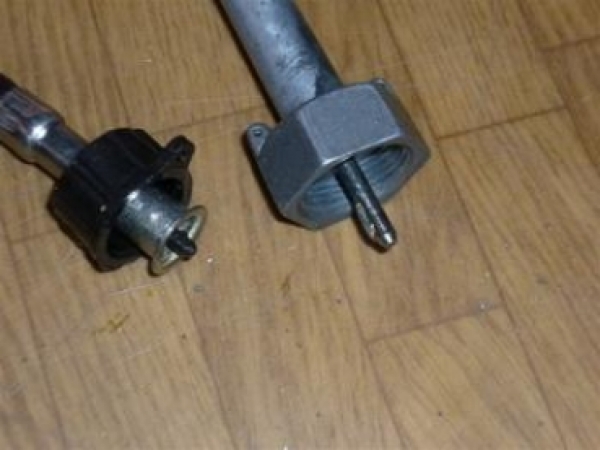 Tachowelle UTB 445 Raupe SV445 Raupe S651