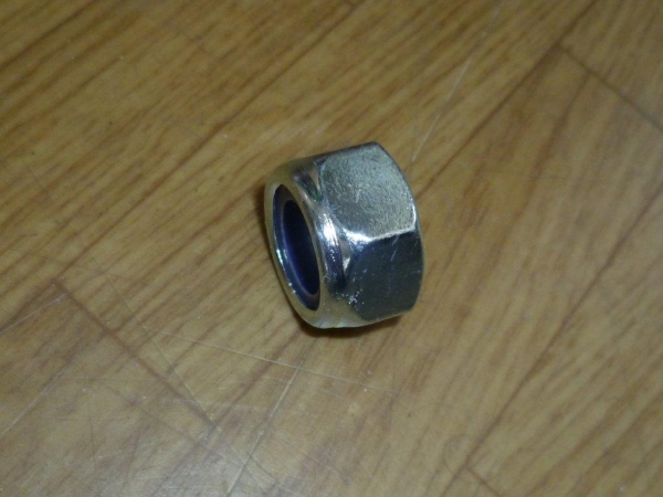 Mutter M14x1,5 selbstsichernd TIH UTB